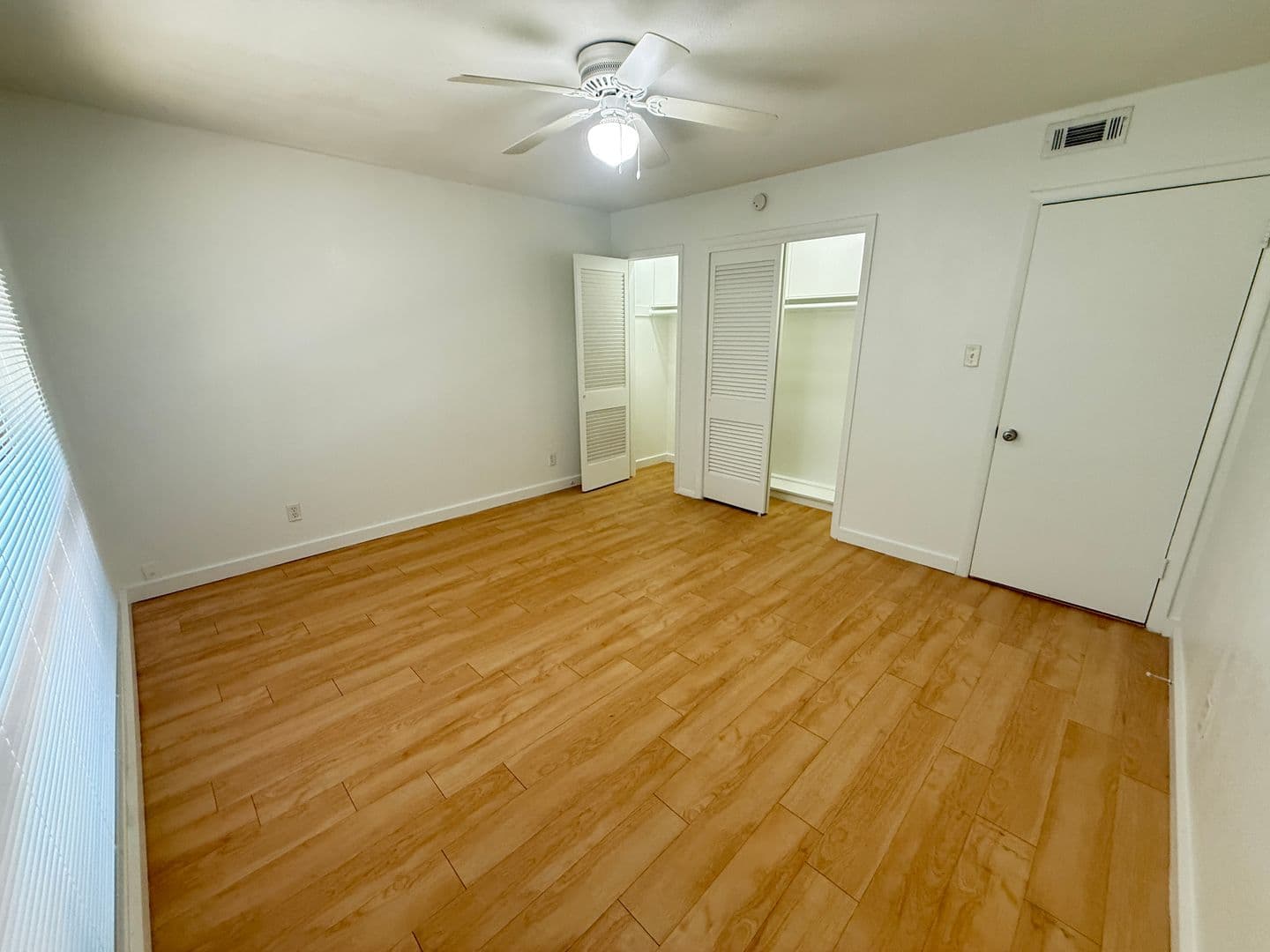 Austin Apartment: 1401 Enfield Rd