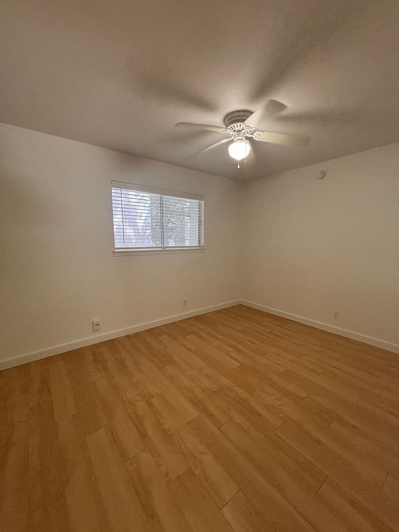 Austin Apartment: 2202 Enfield Rd