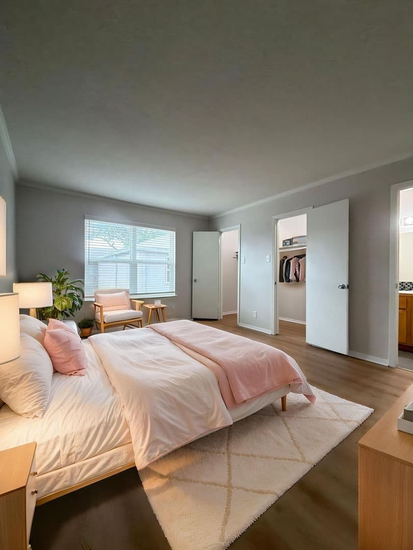 Austin Apartment: 2601 Penny Ln