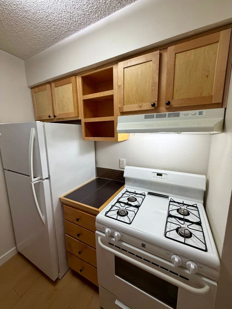 Austin Apartment: 2200 W North Loop Blvd
