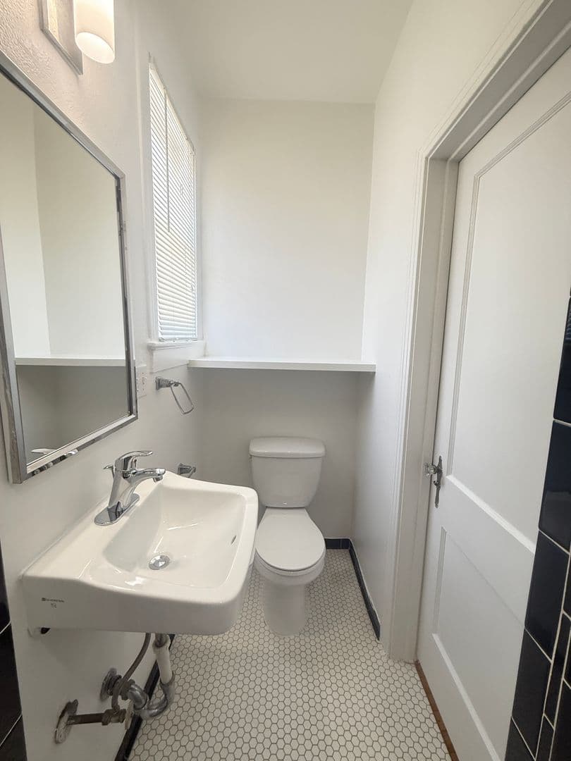 Austin Apartment: 1708 Enfield Rd