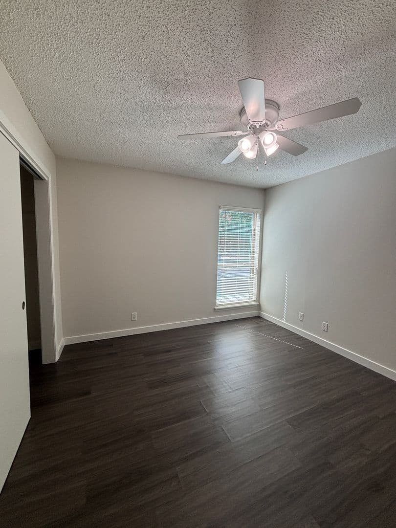 Austin Apartment: 600 S 1st St