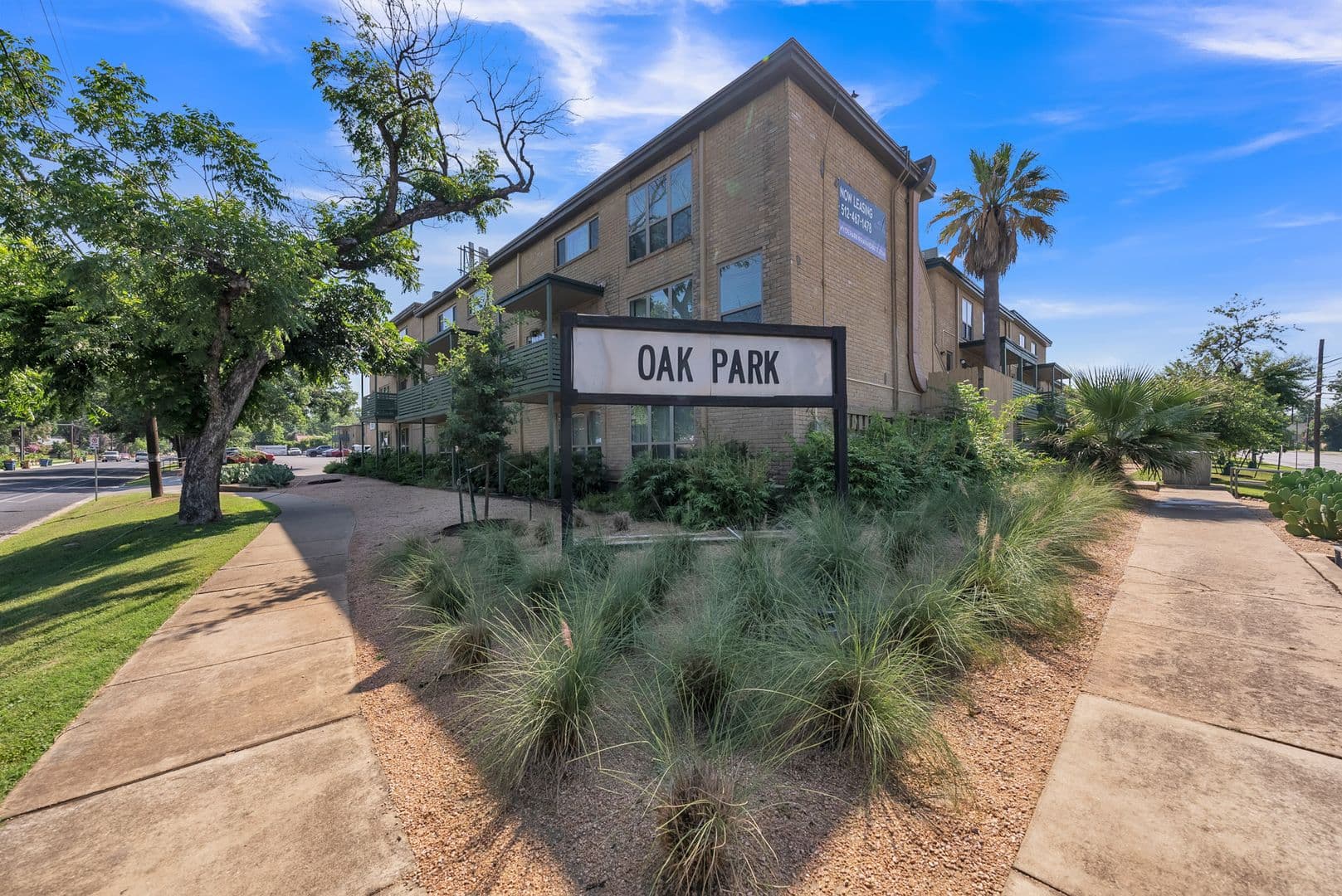 Austin Apartment: 4505 Duval St