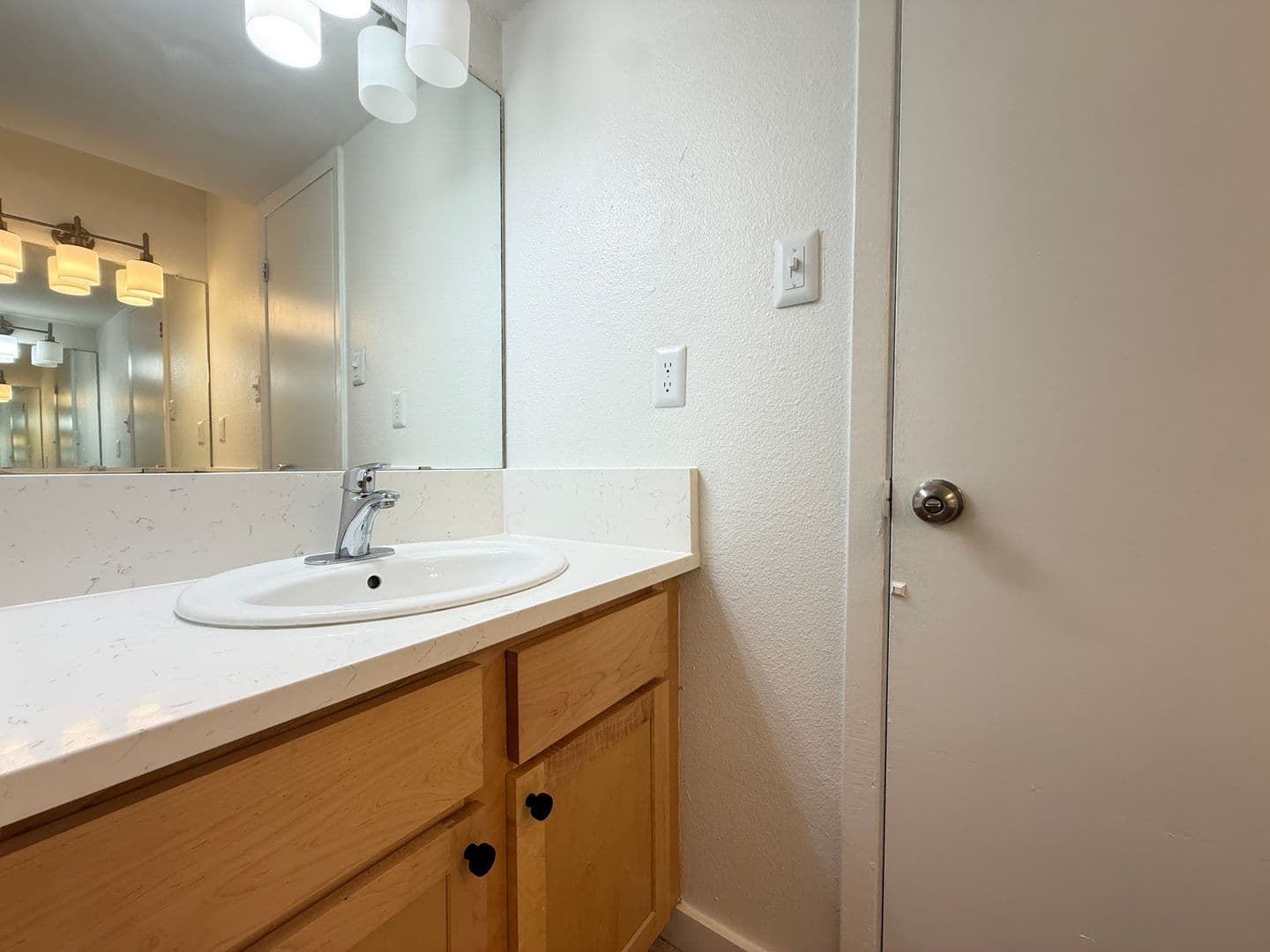 Austin Apartment: 1515 Palma Plaza