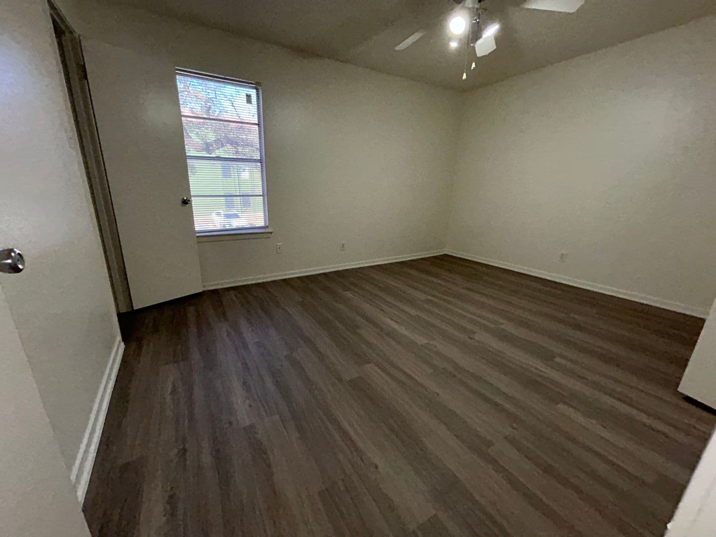 Austin Apartment: 2200 W North Loop Blvd