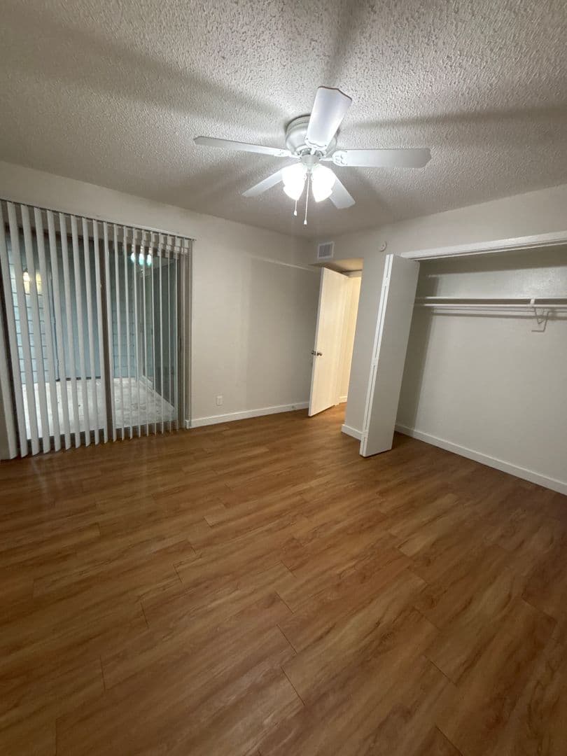 Austin Apartment: 600 S 1st St
