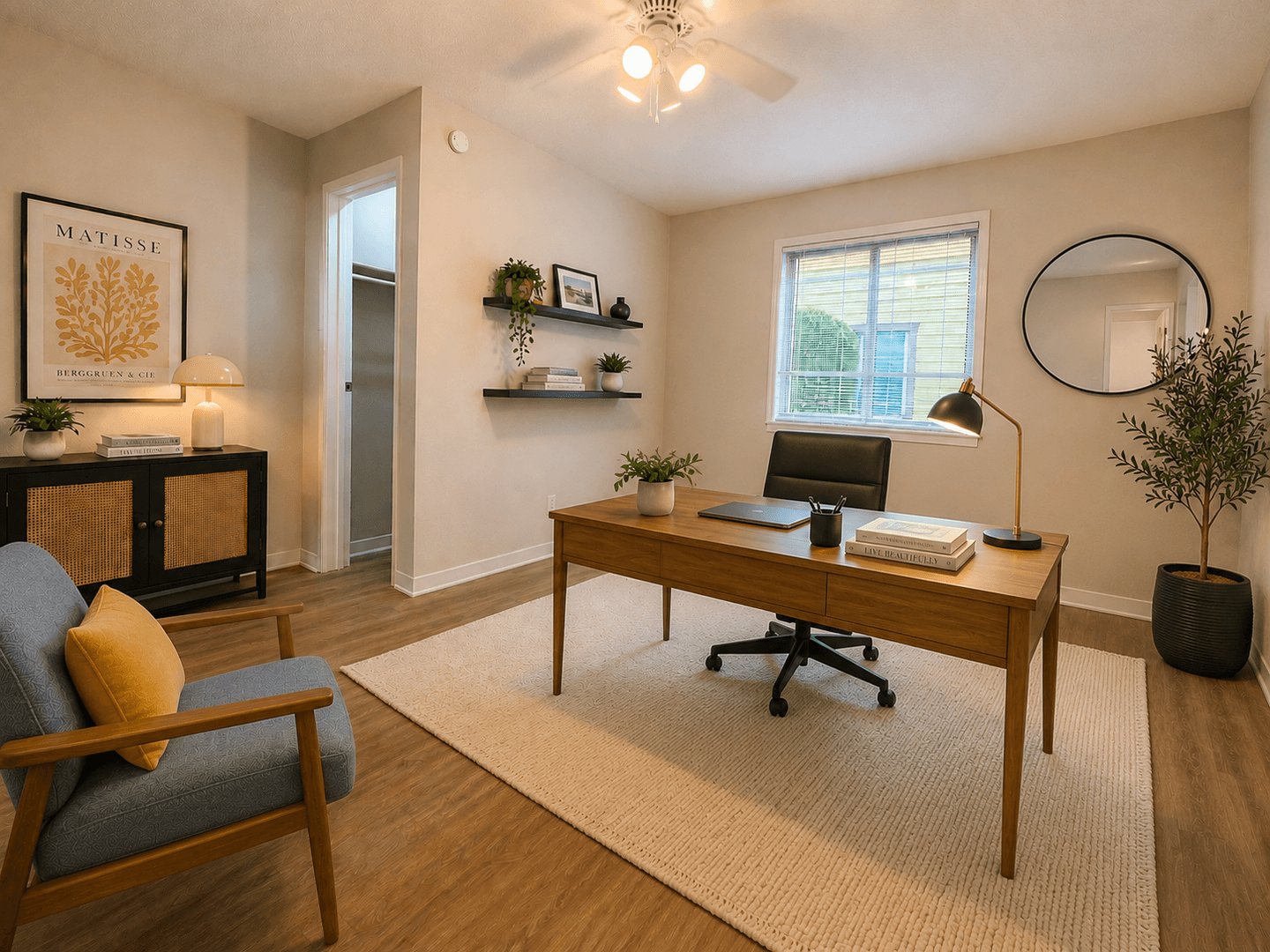 Austin Apartment: 600 S 1st St