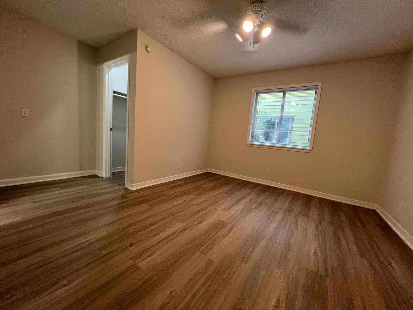 Austin Apartment: 600 S 1st St