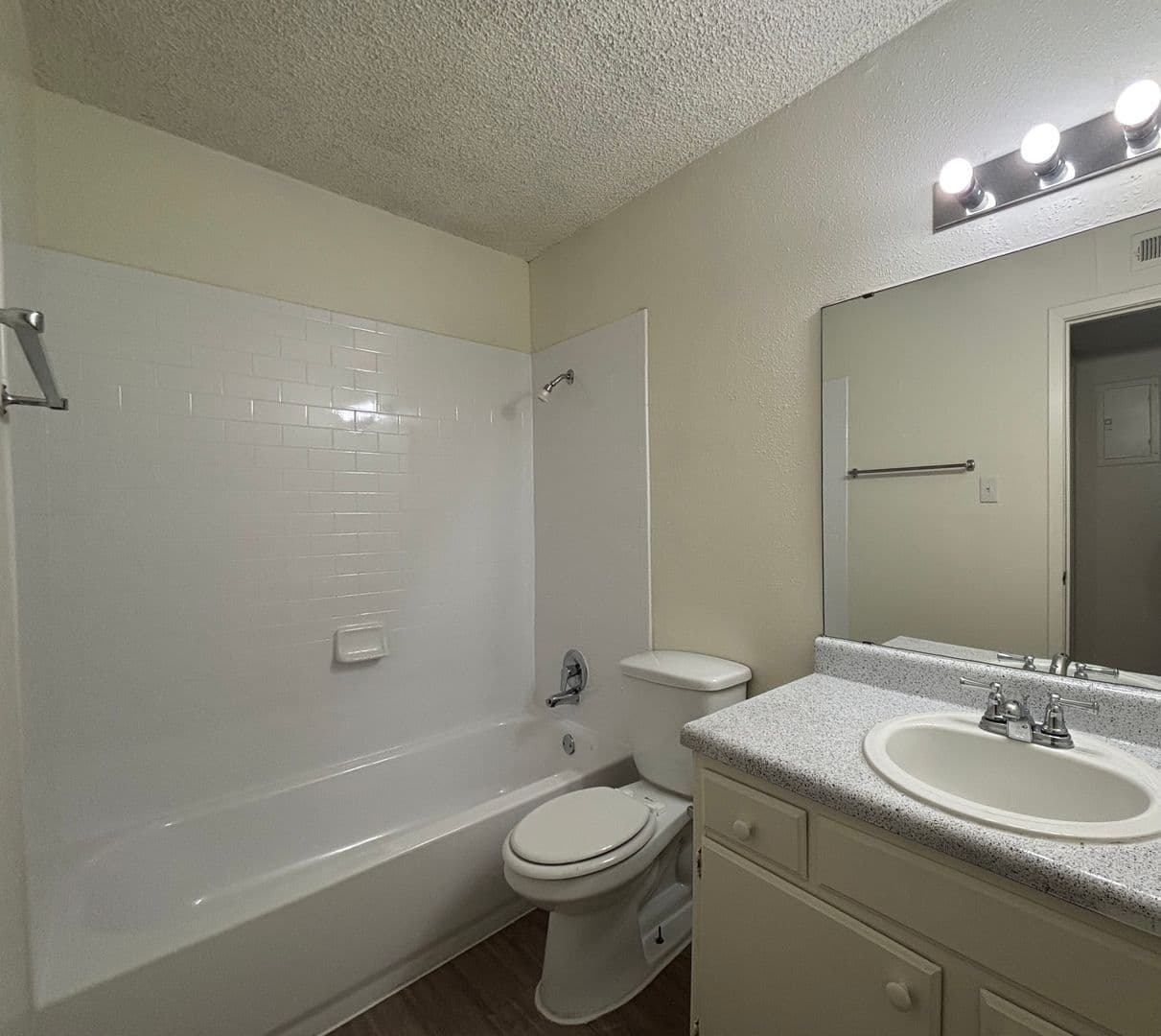 Austin Apartment: 2907 West Ave