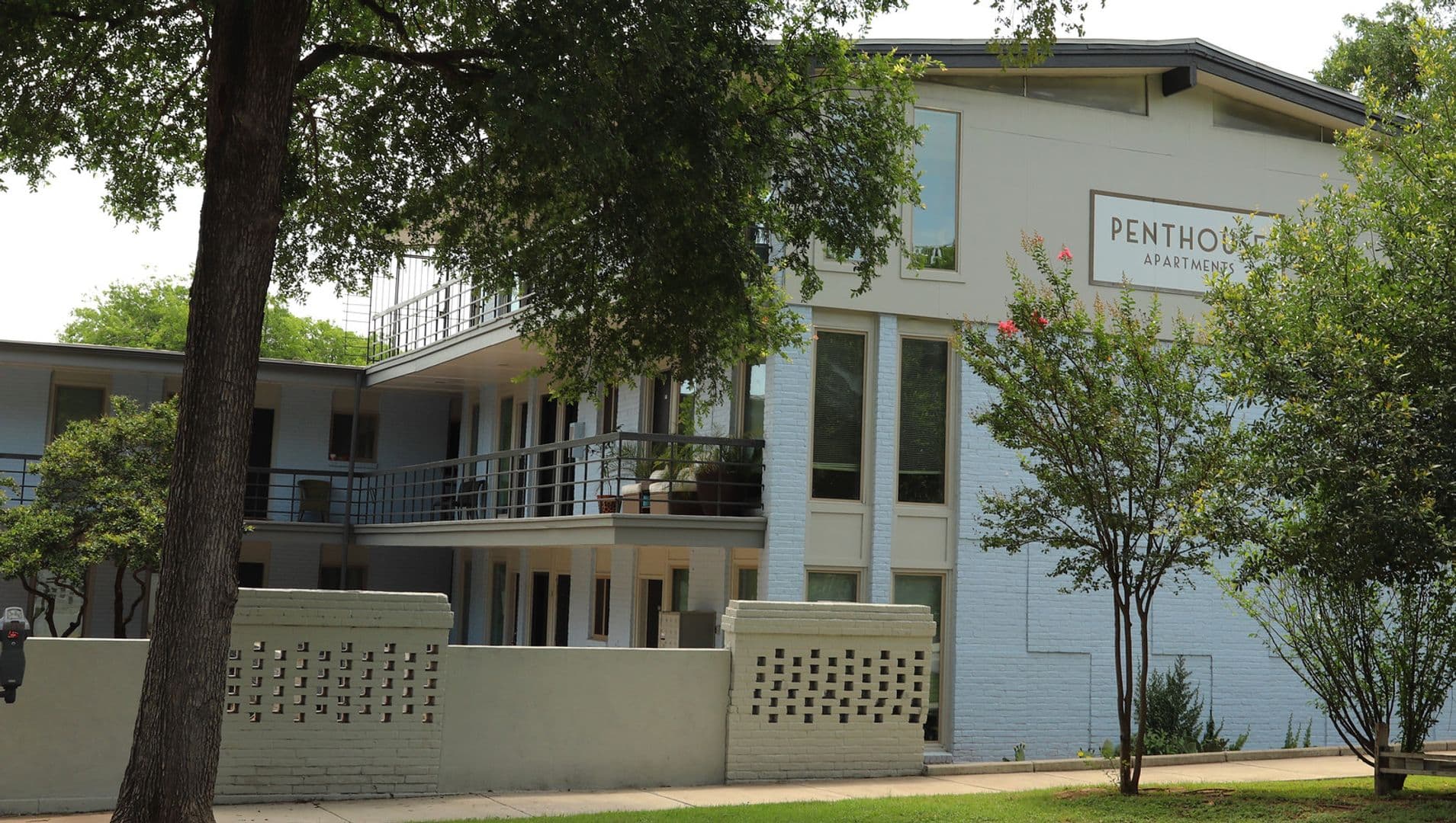 Austin Apartment: 1801 Rio Grande St
