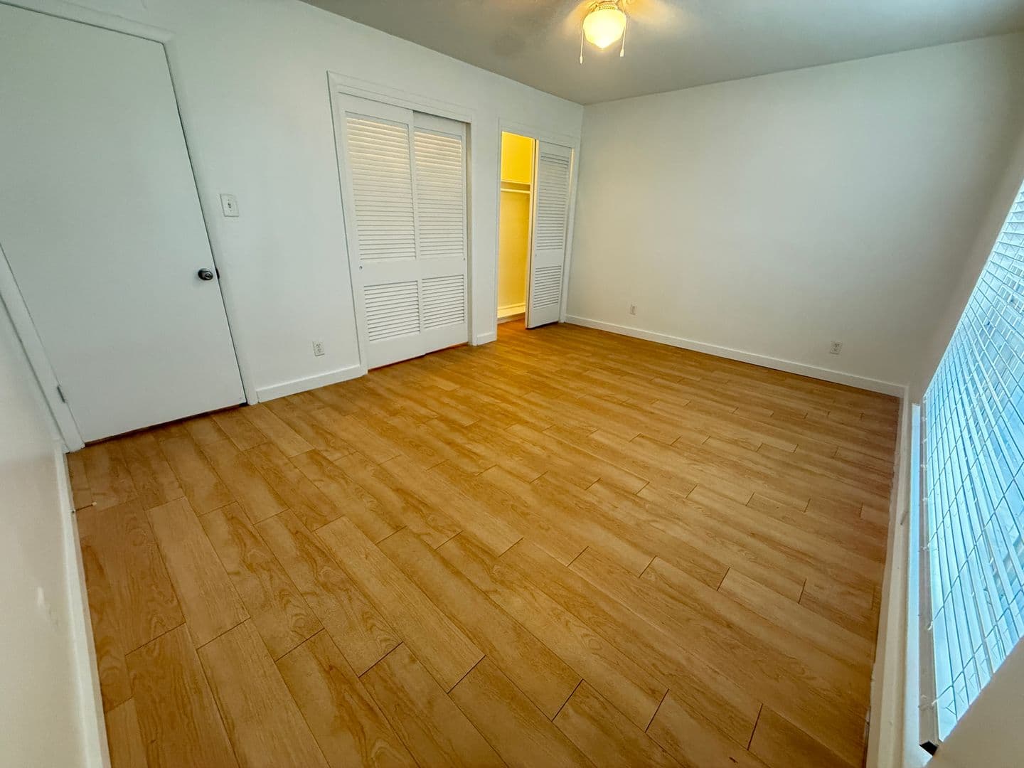 Austin Apartment: 1401 Enfield Rd