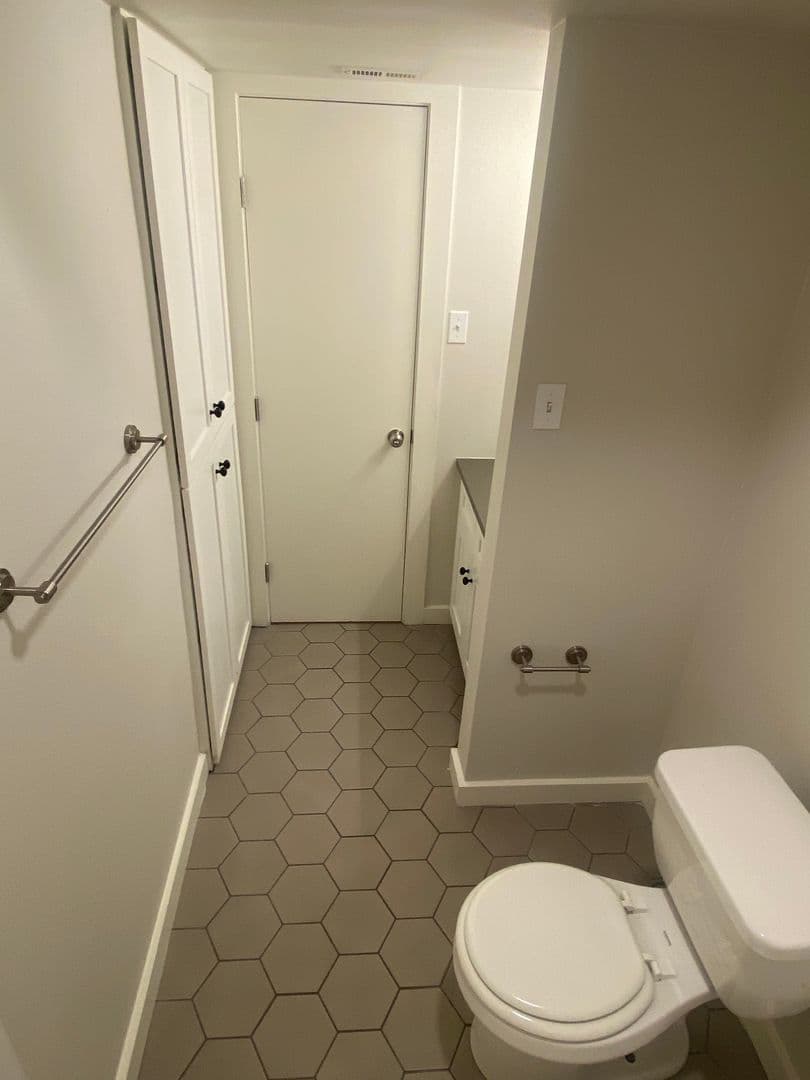 Austin Apartment: 2207 Lawnmont Ave