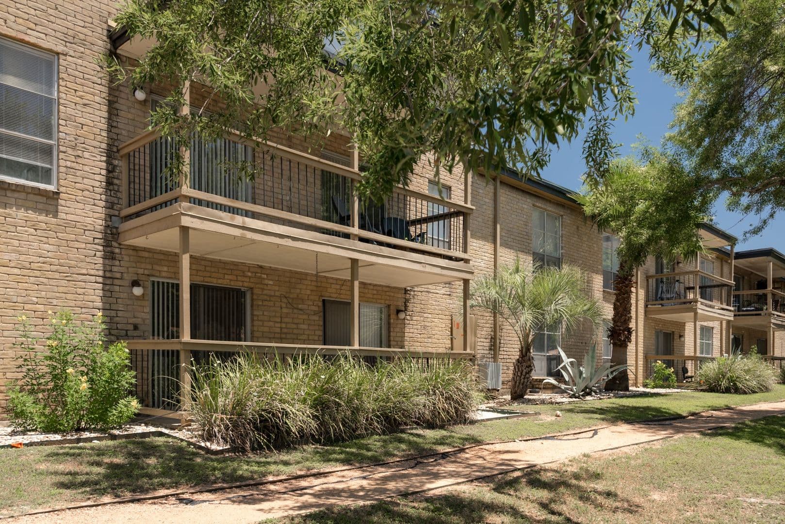 Austin Apartment: 4505 Duval St