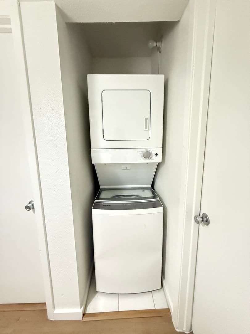 Austin Apartment: 3001 Medical Arts St