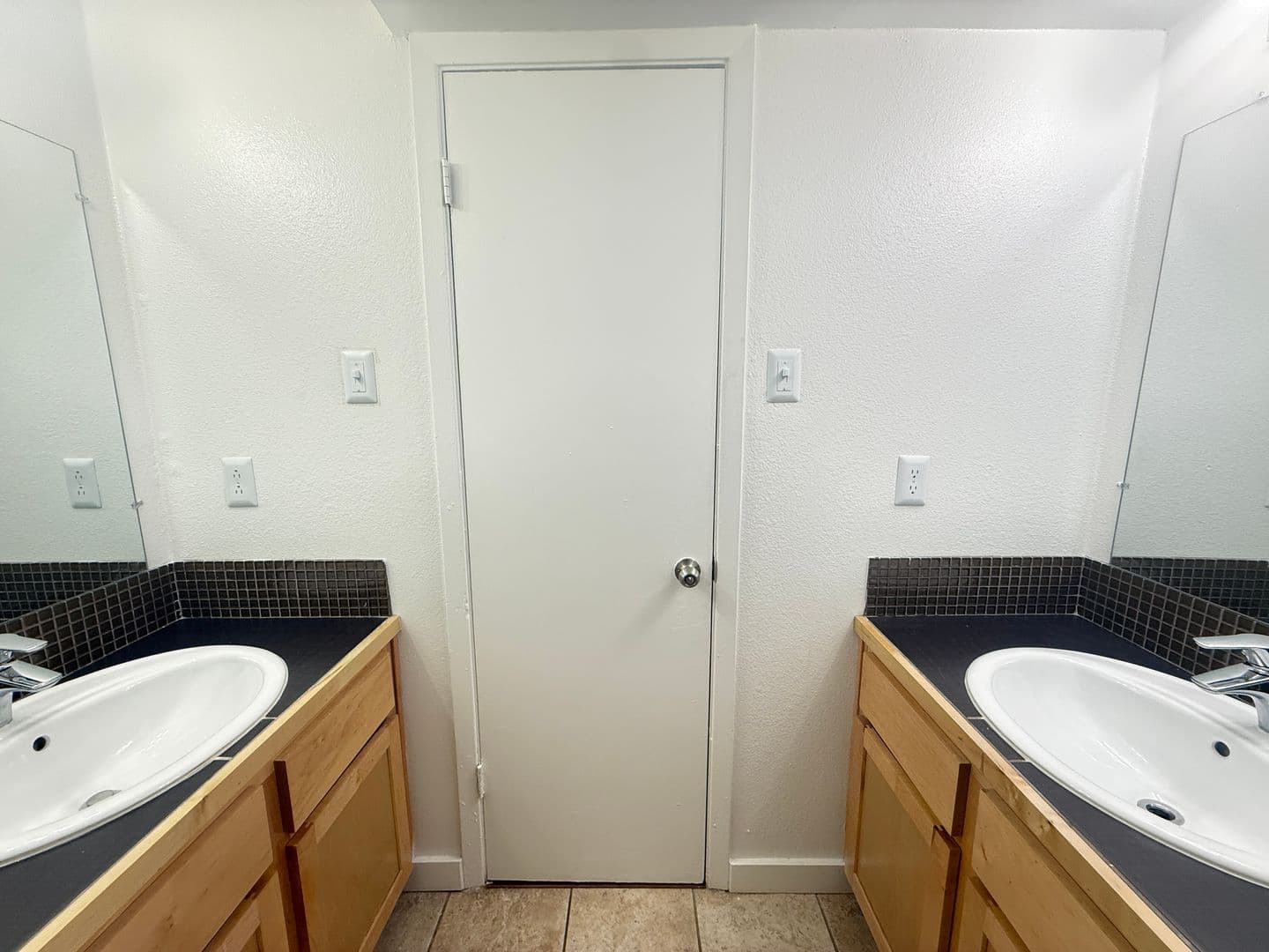 Austin Apartment: 1515 Palma Plaza