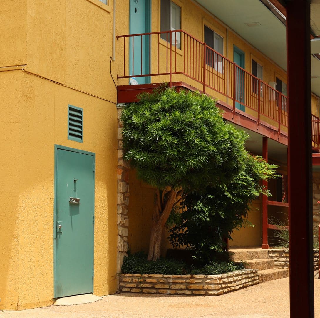 Austin Apartment: 2907 West Ave