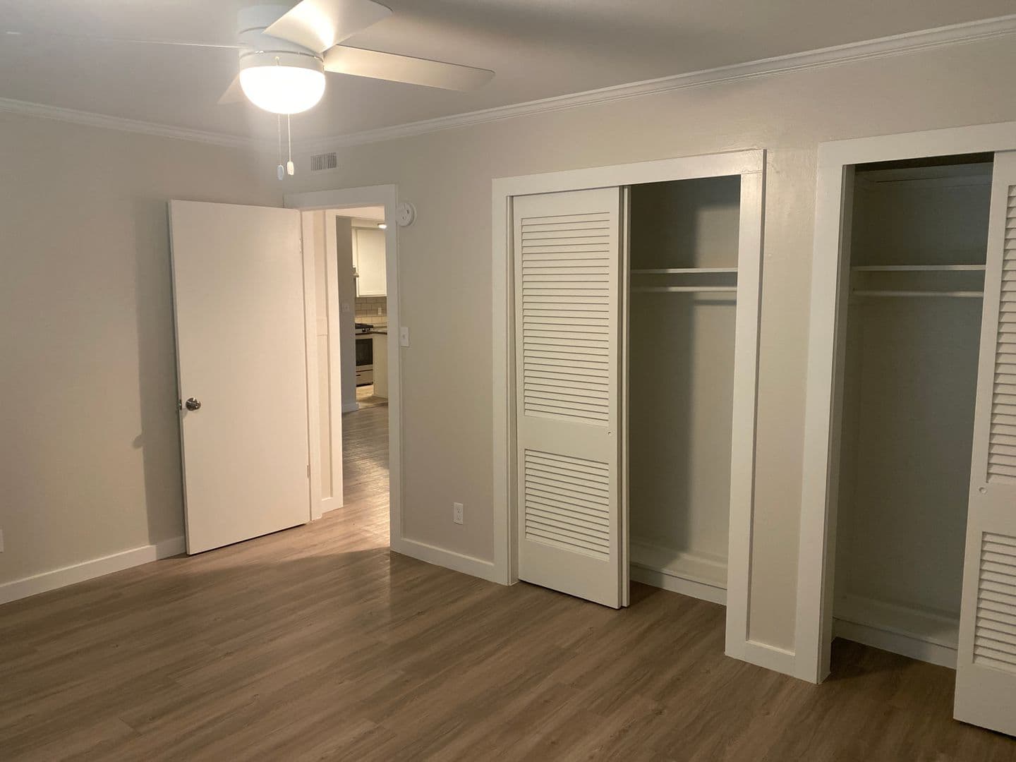 Austin Apartment: 1401 Enfield Rd