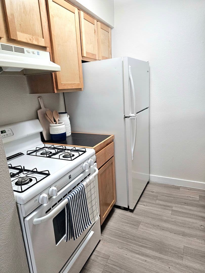 Austin Apartment: 2200 W North Loop Blvd