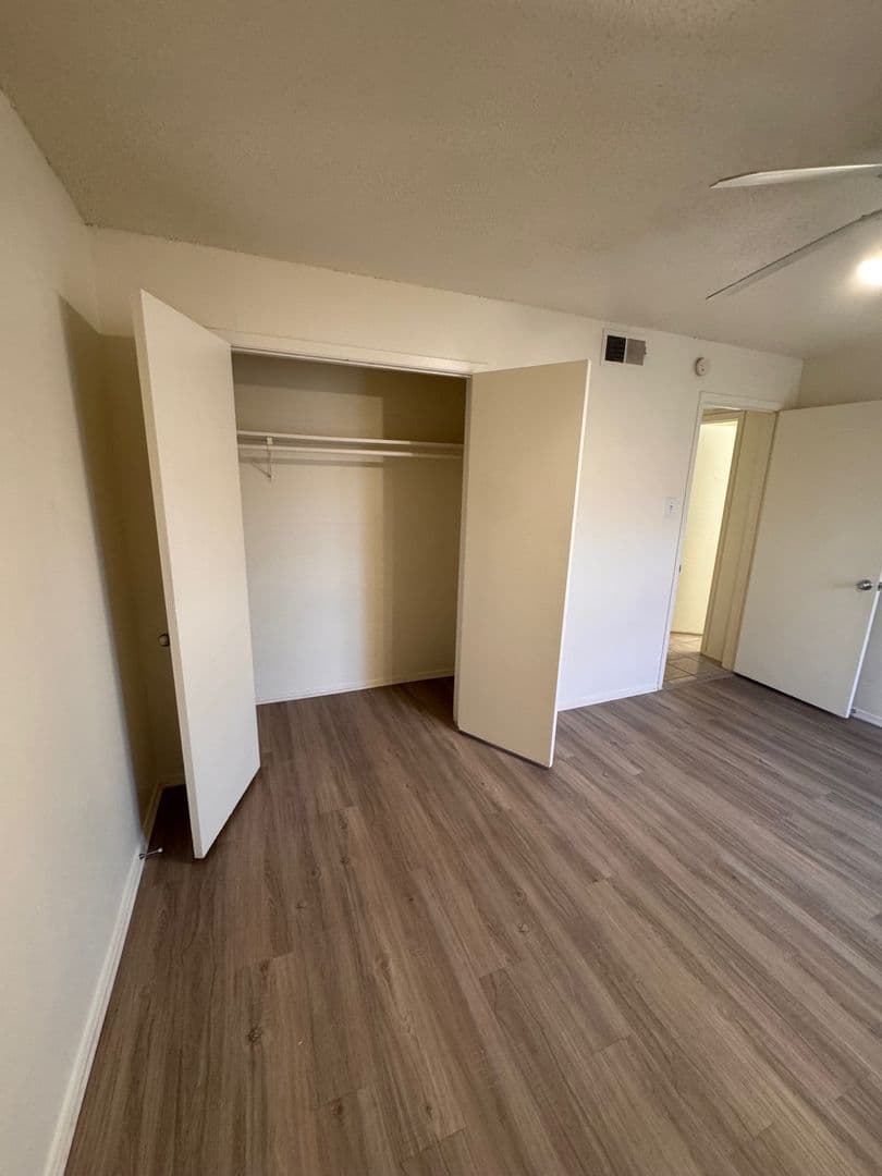 Austin Apartment: 2207 Lawnmont Ave