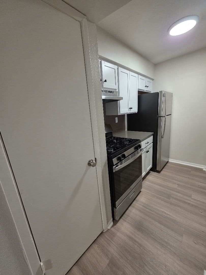 Austin Apartment: 2207 Lawnmont Ave