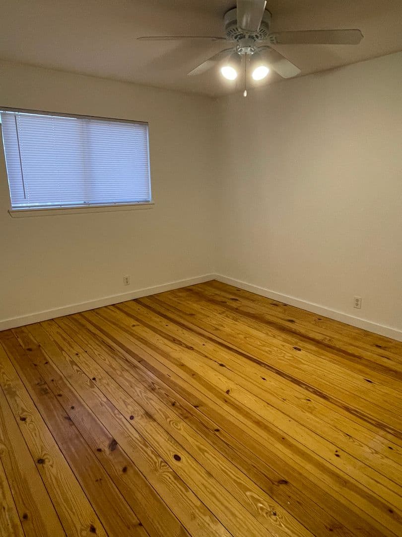 Austin Apartment: 2202 Enfield Rd
