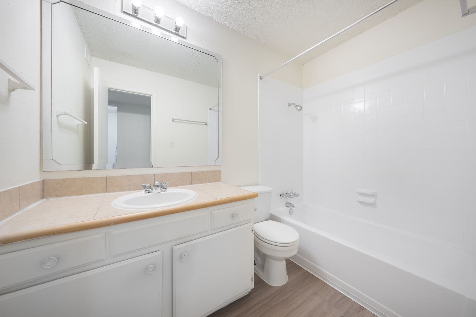 Austin Apartment: 2907 West Ave