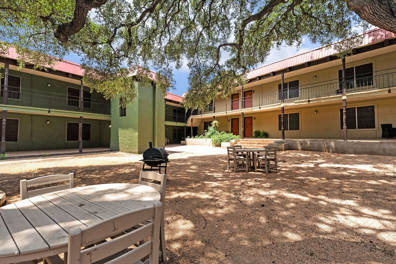 Austin Apartment: 2207 Lawnmont Ave