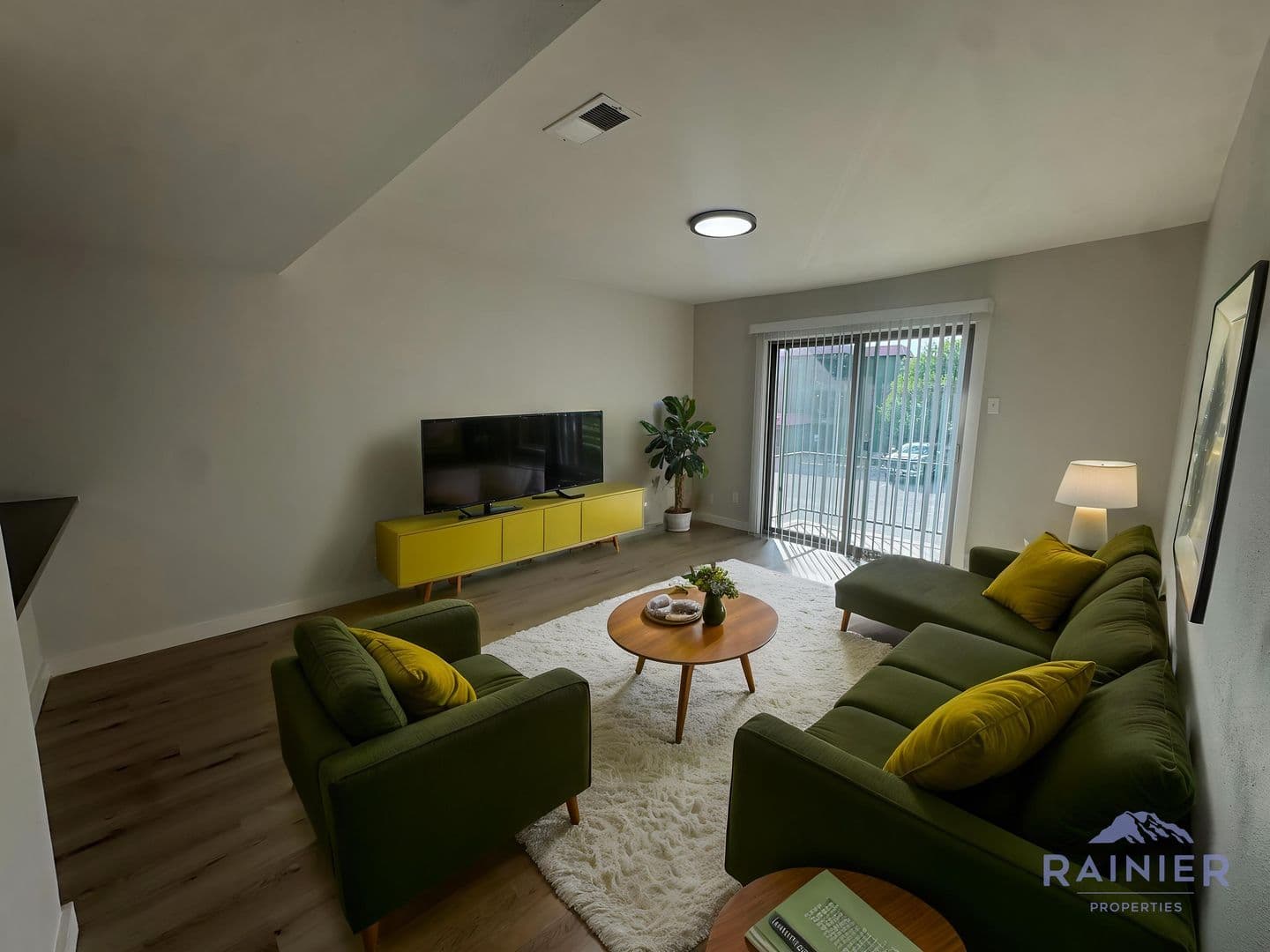 Austin Apartment: 2200 W North Loop Blvd