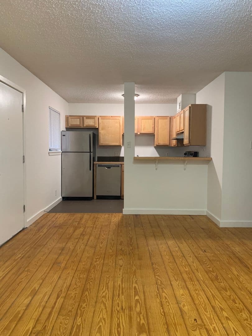 Austin Apartment: 2202 Enfield Rd
