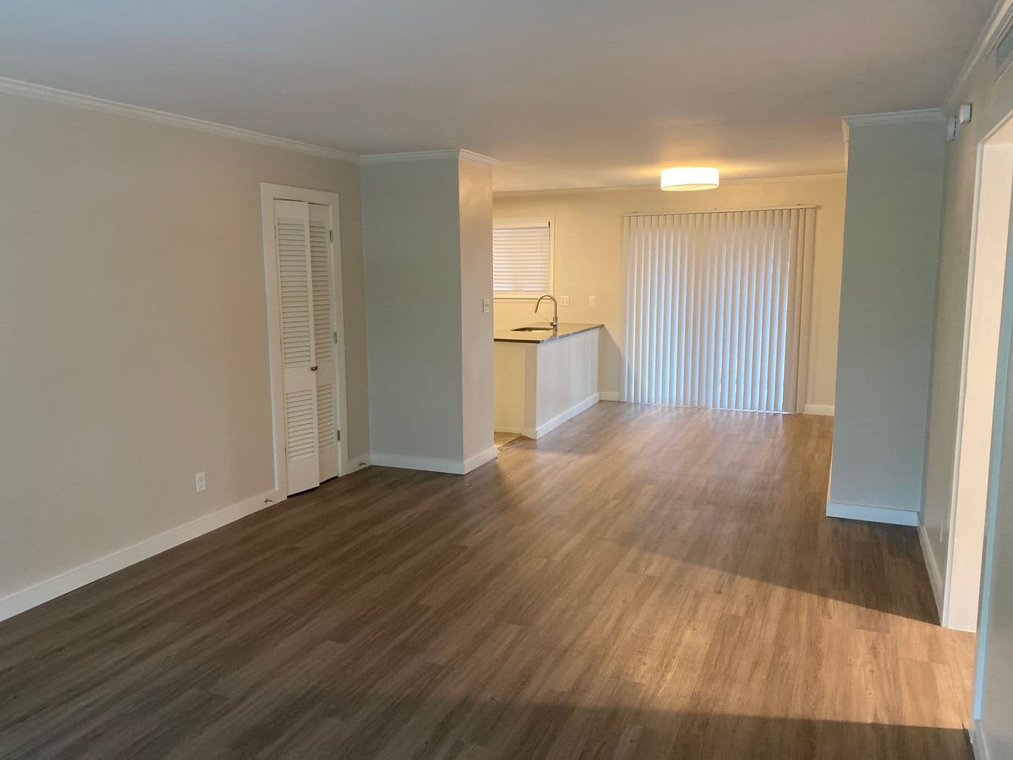 Austin Apartment: 1401 Enfield Rd