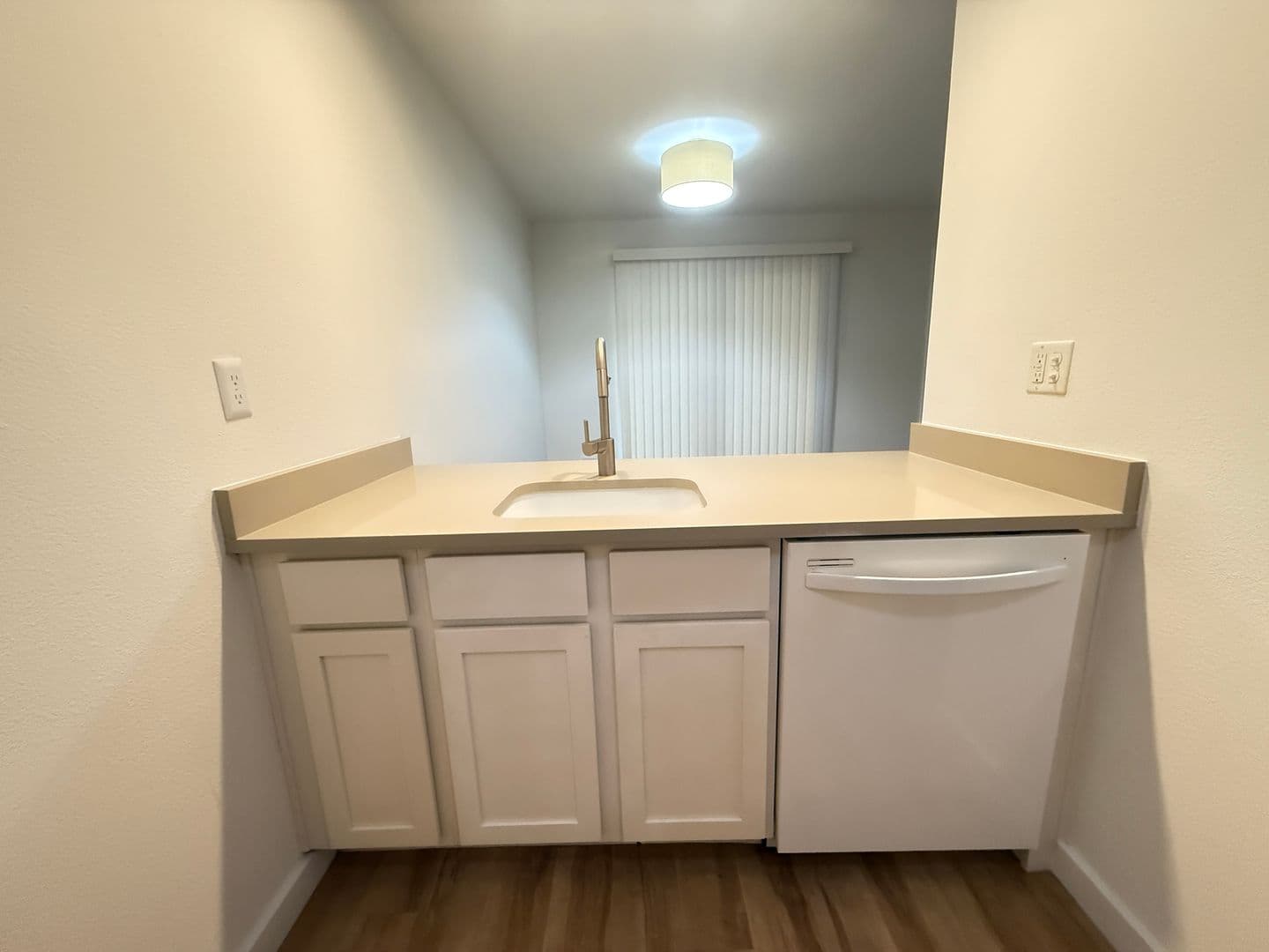 Austin Apartment: 1401 Enfield Rd