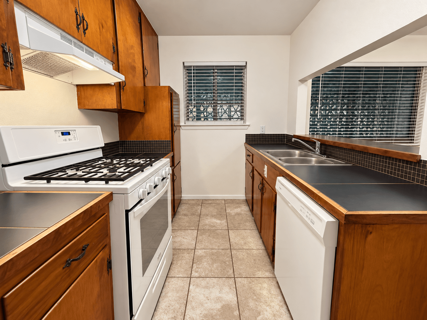Austin Apartment: 1401 Enfield Rd