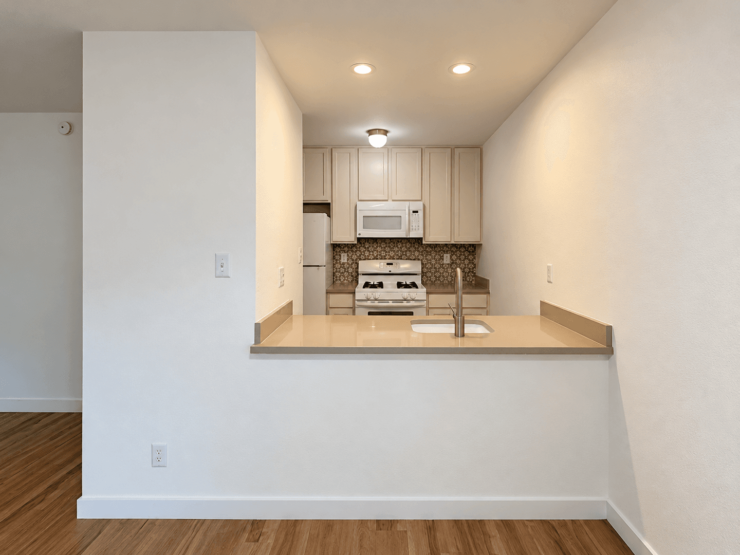 Austin Apartment: 1401 Enfield Rd