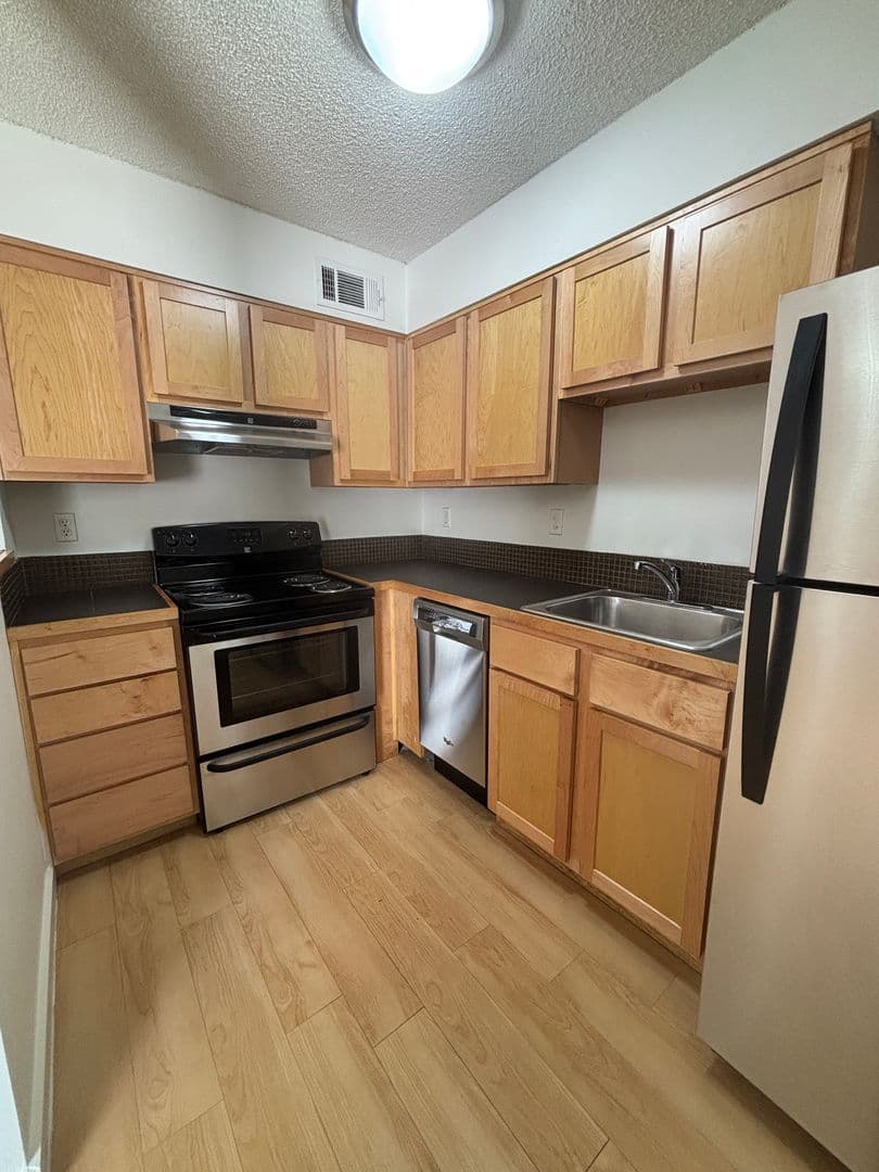 Austin Apartment: 2202 Enfield Rd