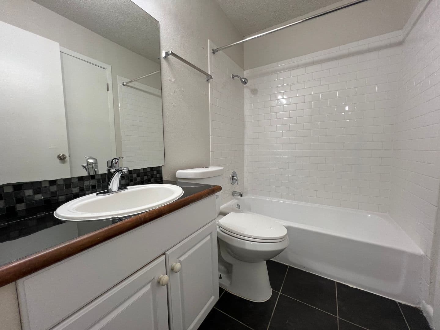 Austin Apartment: 600 S 1st St