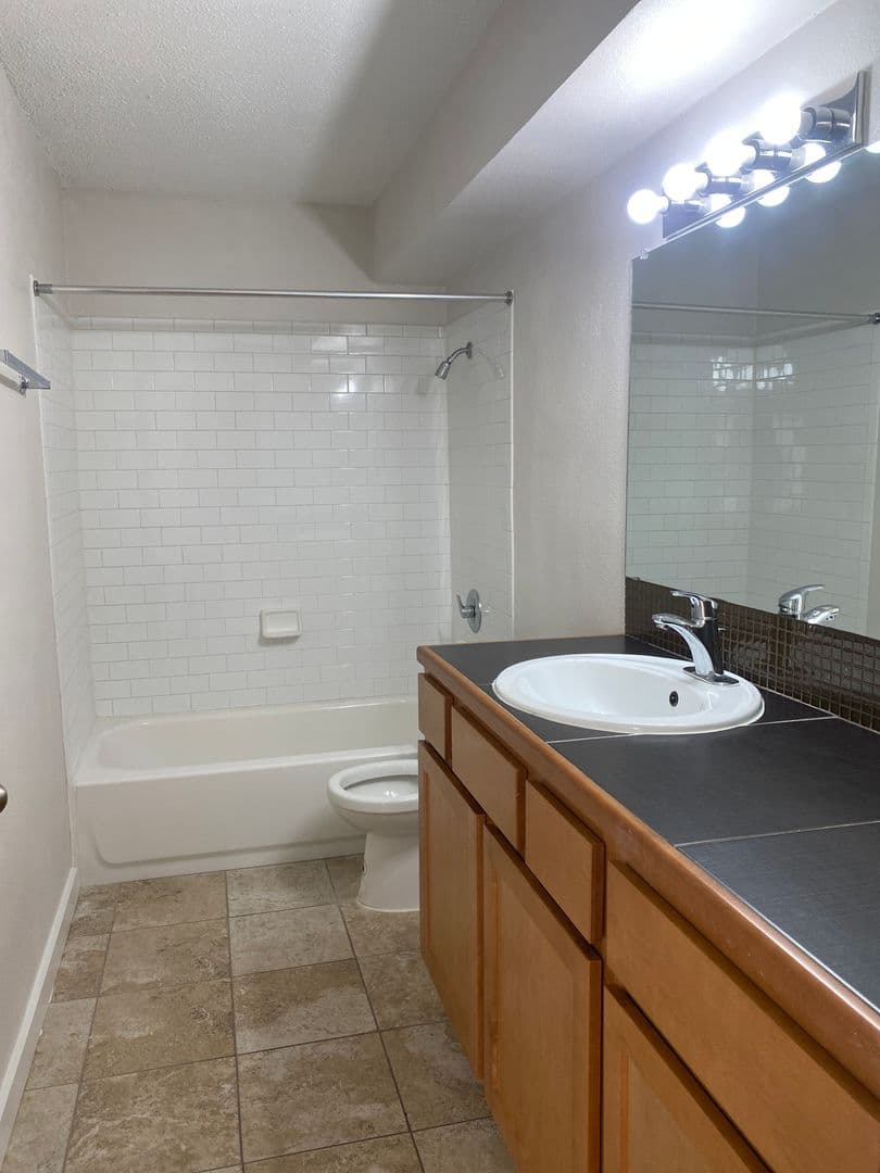 Austin Apartment: 2207 Lawnmont Ave