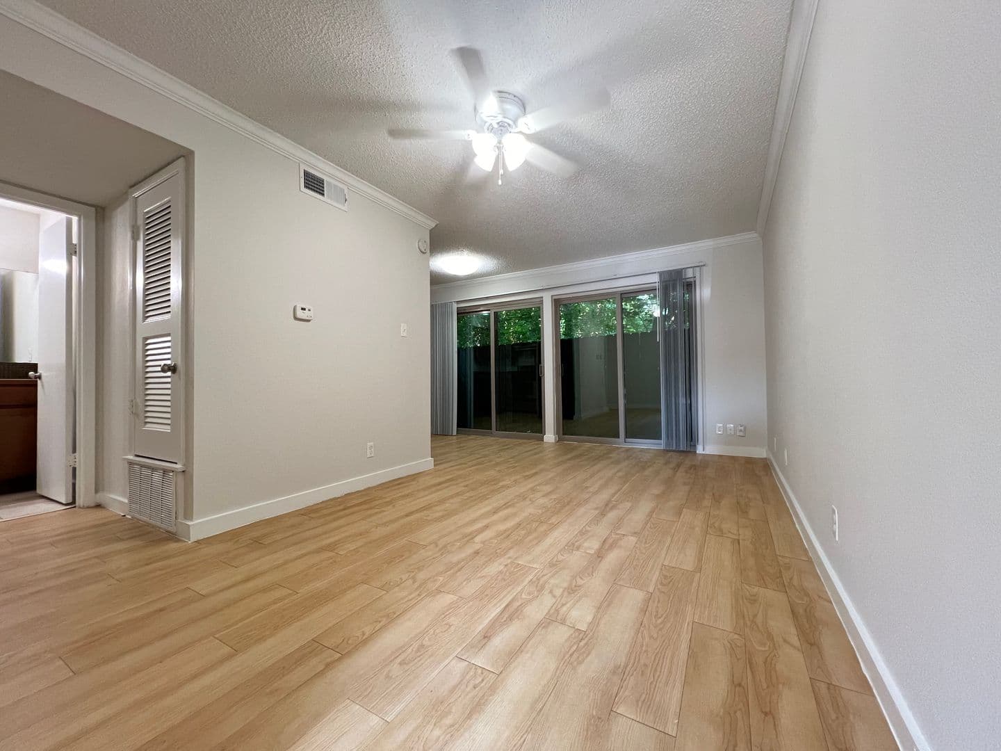 Austin Apartment: 600 S 1st St