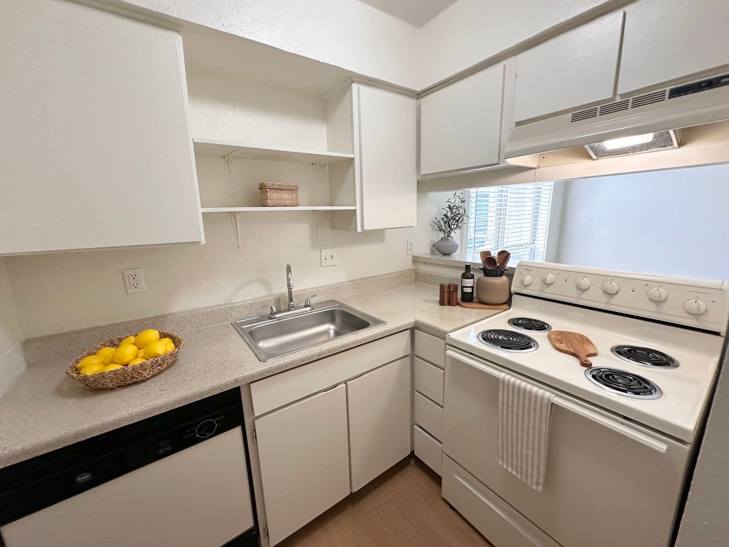 Austin Apartment: 4505 Duval St