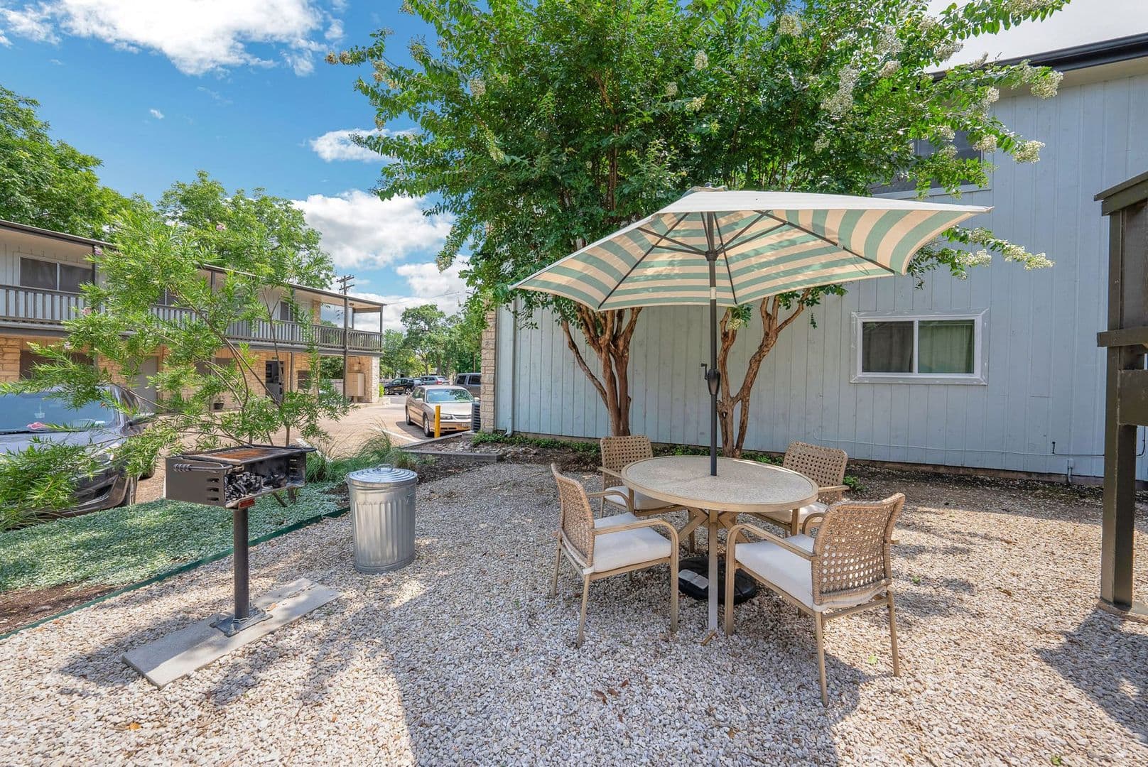 Austin Apartment: 2202 Enfield Rd