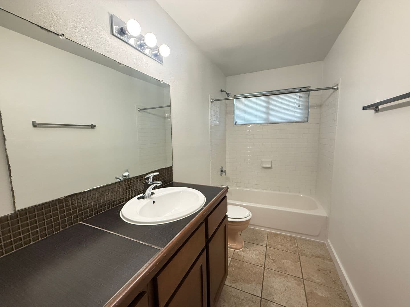 Austin Apartment: 1401 Enfield Rd