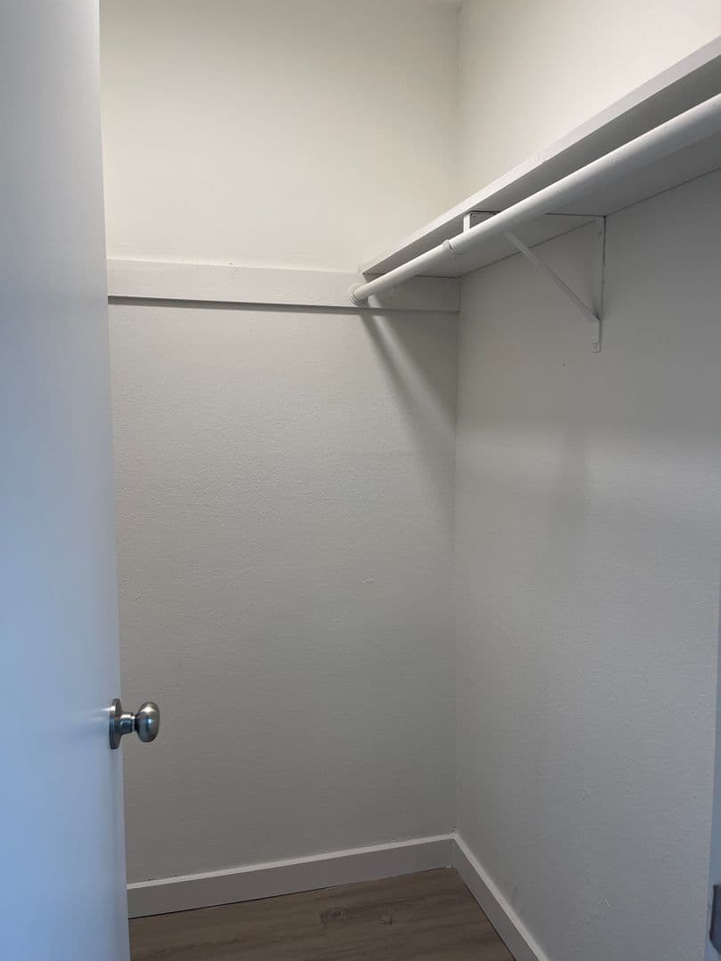 Austin Apartment: 2200 W North Loop Blvd
