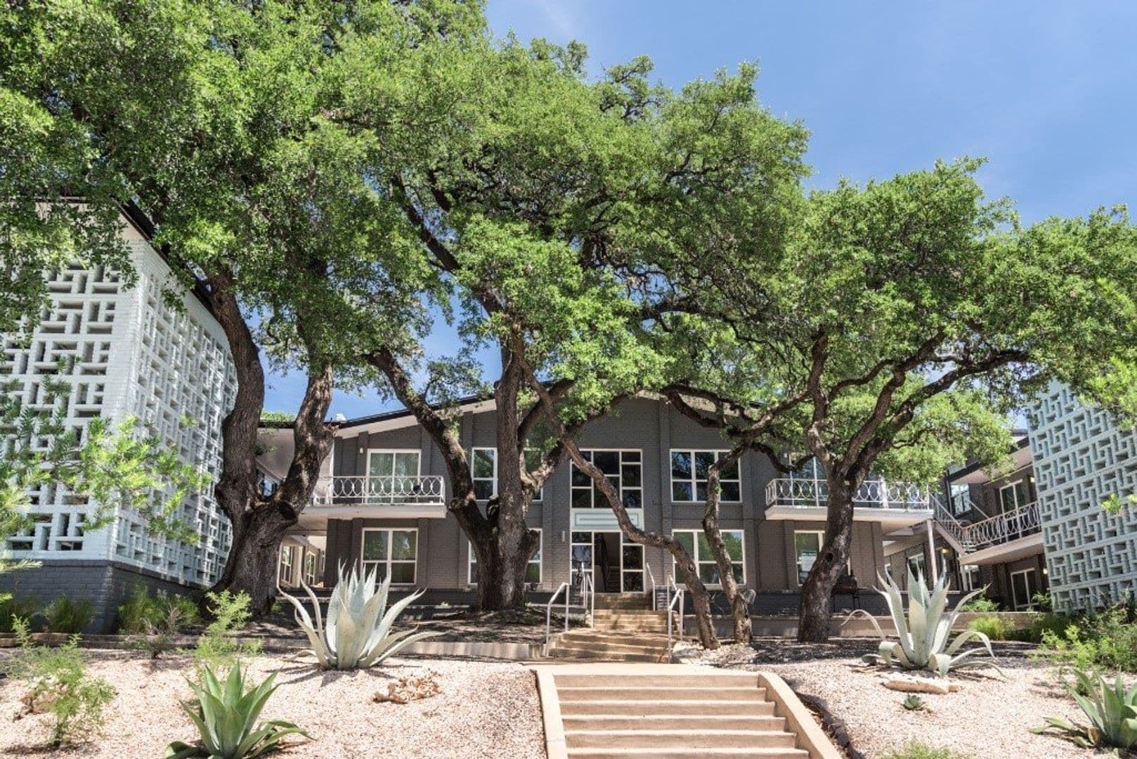 Austin Apartment: 3001 Medical Arts St