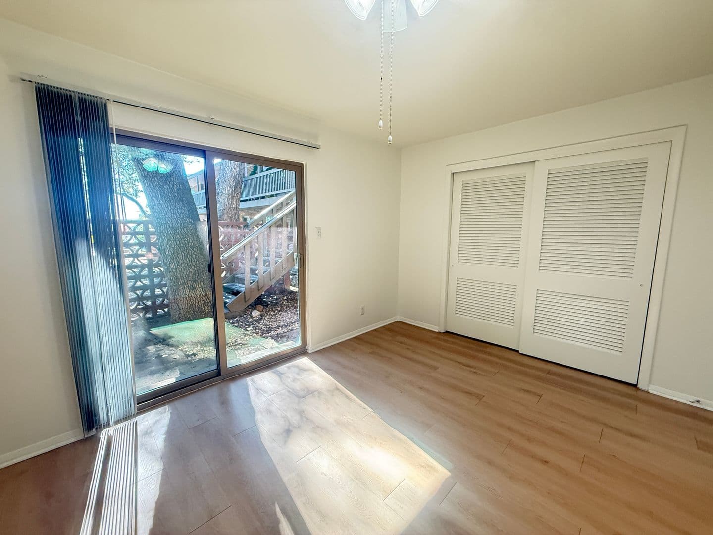 Austin Apartment: 1401 Enfield Rd