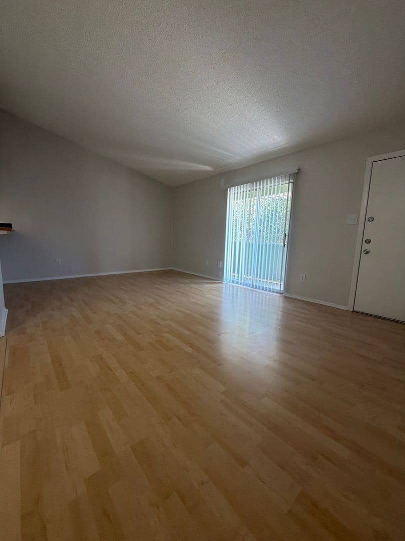 Austin Apartment: 1507 Houston St