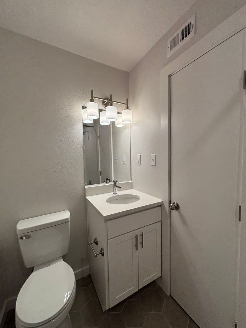 Austin Apartment: 3106 Speedway