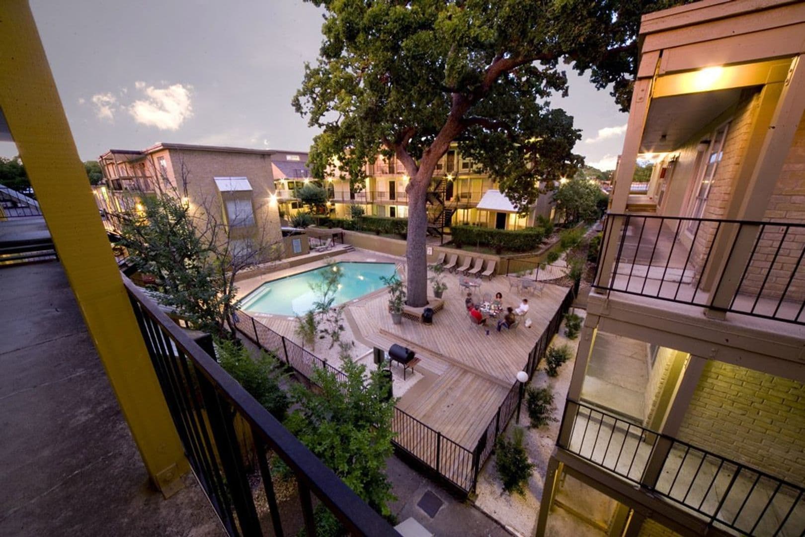 Austin Apartment: 4505 Duval St