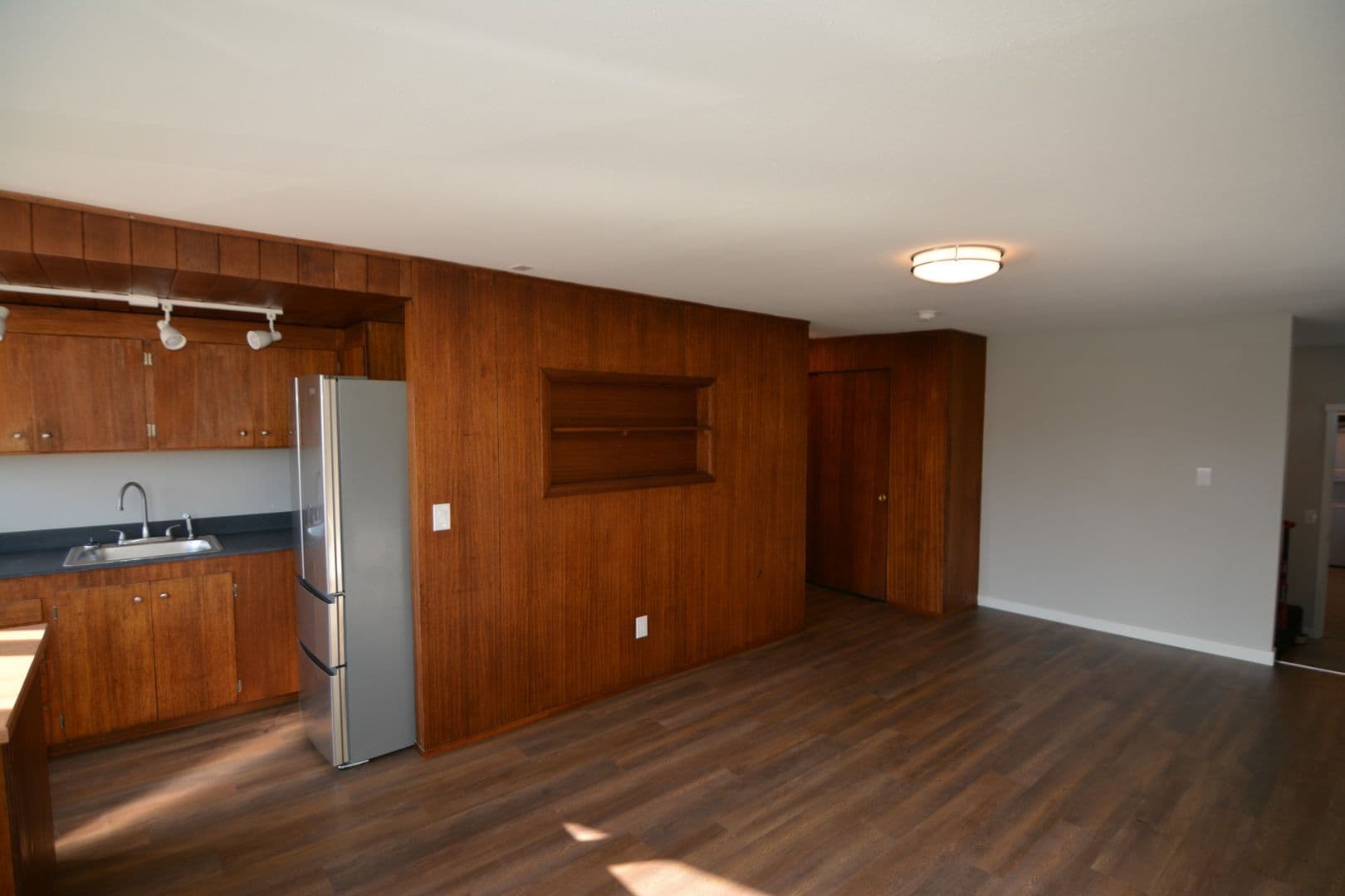 Seattle Apartment: 11429 Rainier Ave S