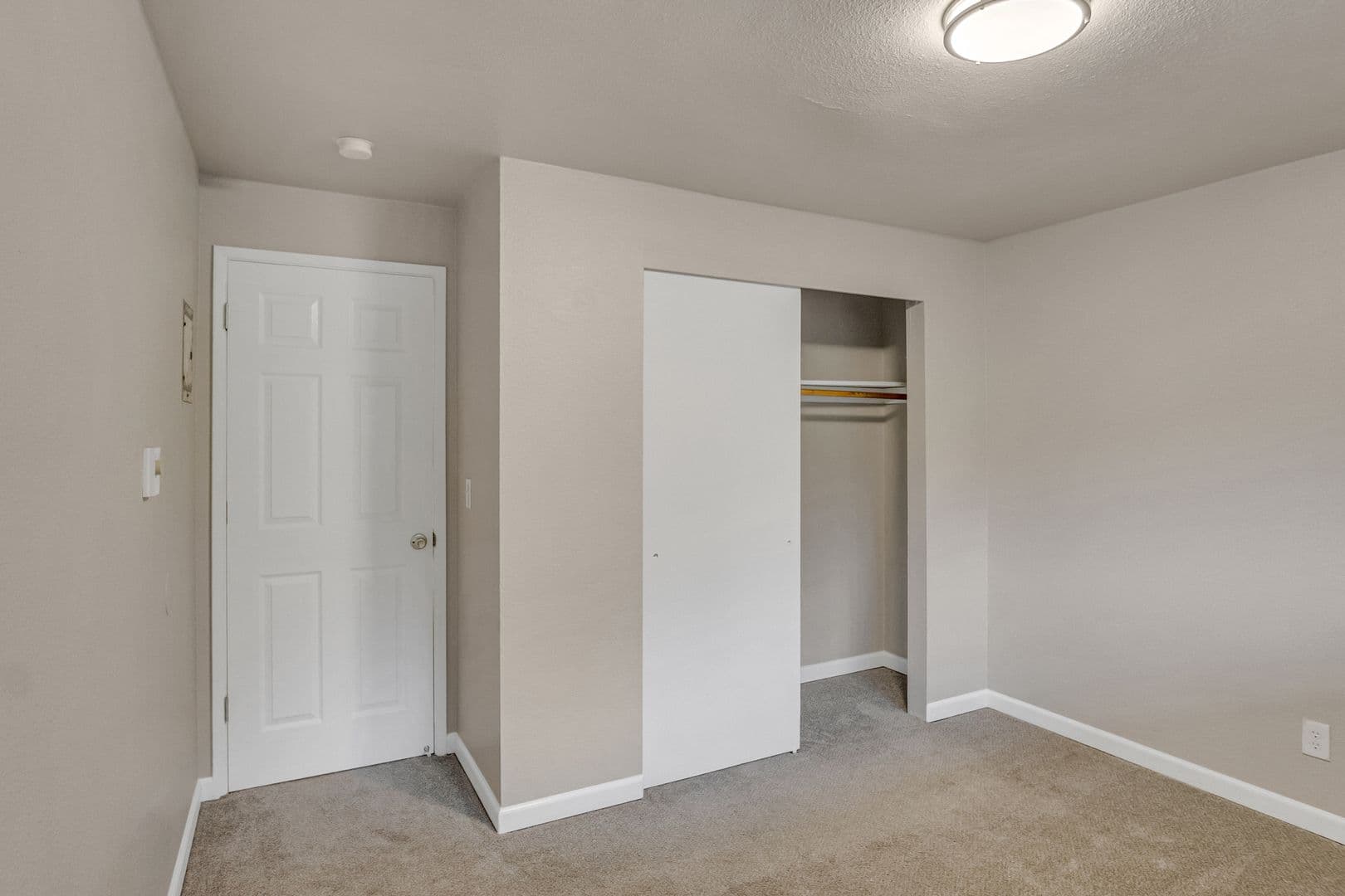 Kent Apartment: 4813 S 252nd PL