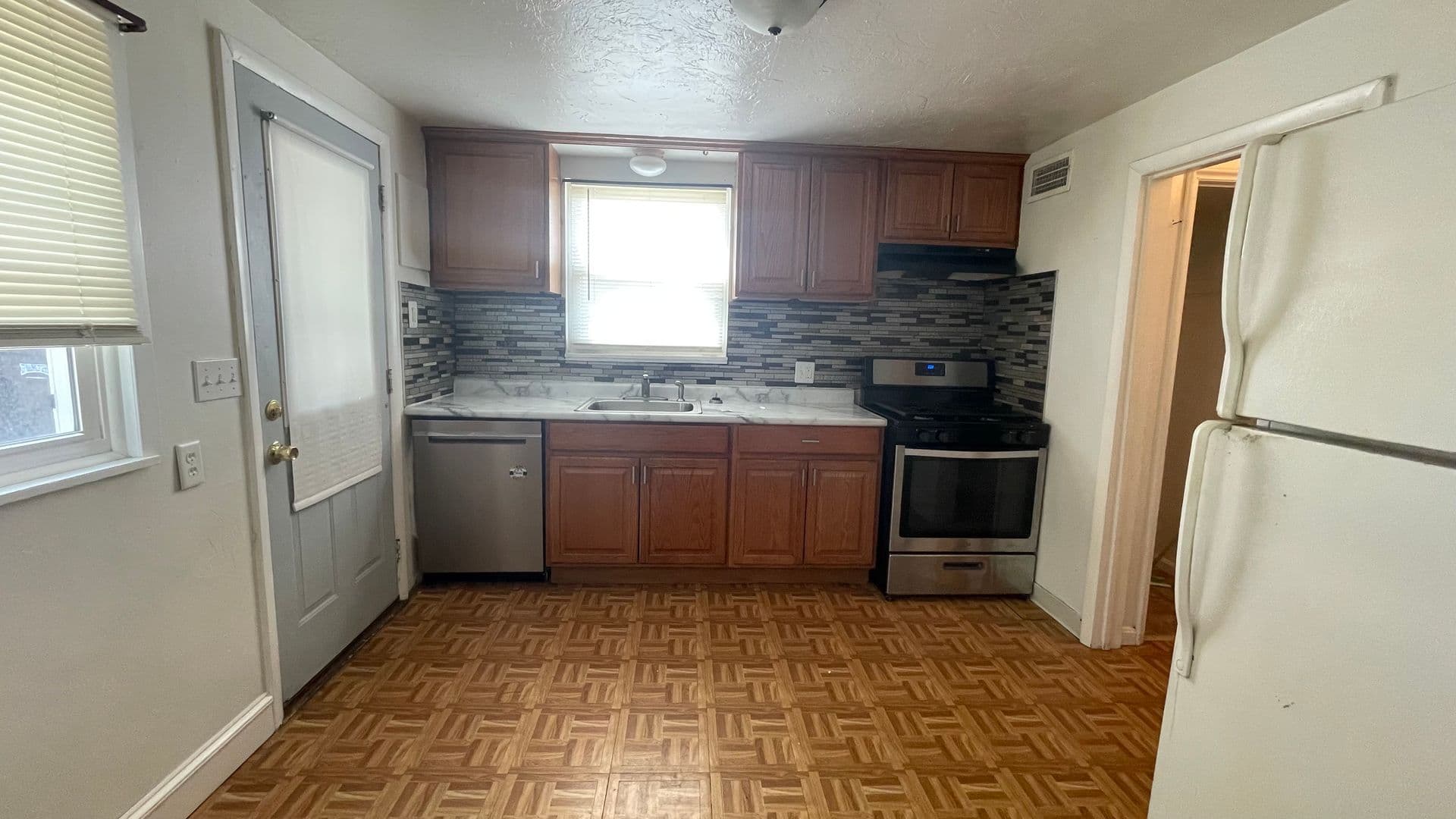 Parma House: 7119 Velma Ave