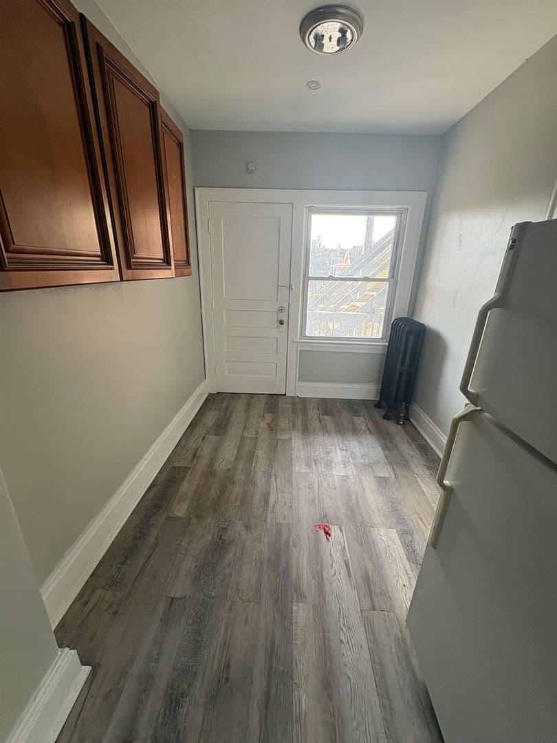 Cleveland Apartment: 3507 Bosworth Rd